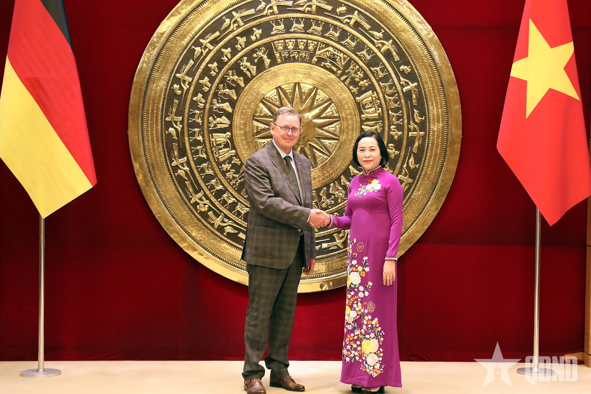 Phó chủ tịch Quốc hội Nguyễn Thị Thanh hội đàm với Phó chủ tịch Quốc hội Cộng hòa Liên bang Đức